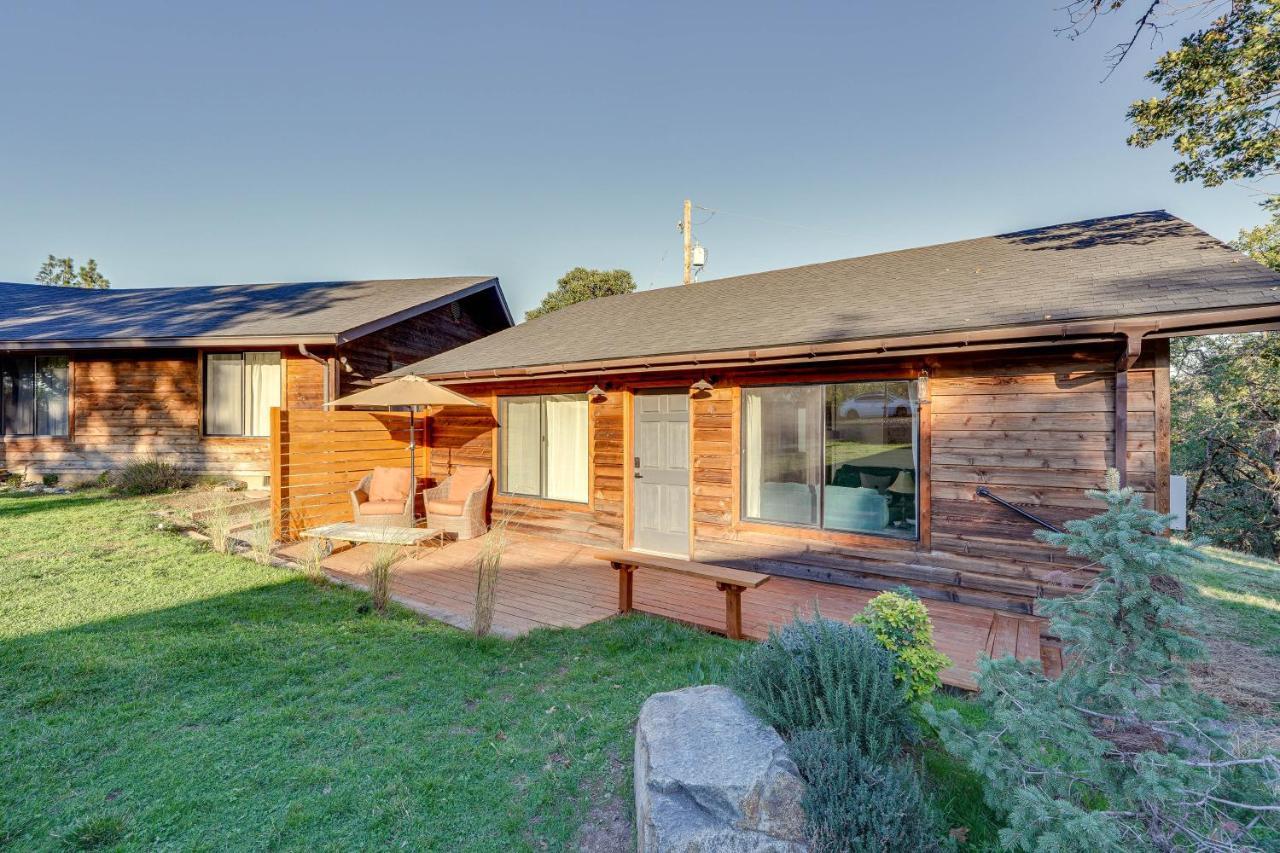 Cozy Central Point Bungalow On Working Winery! Extérieur photo