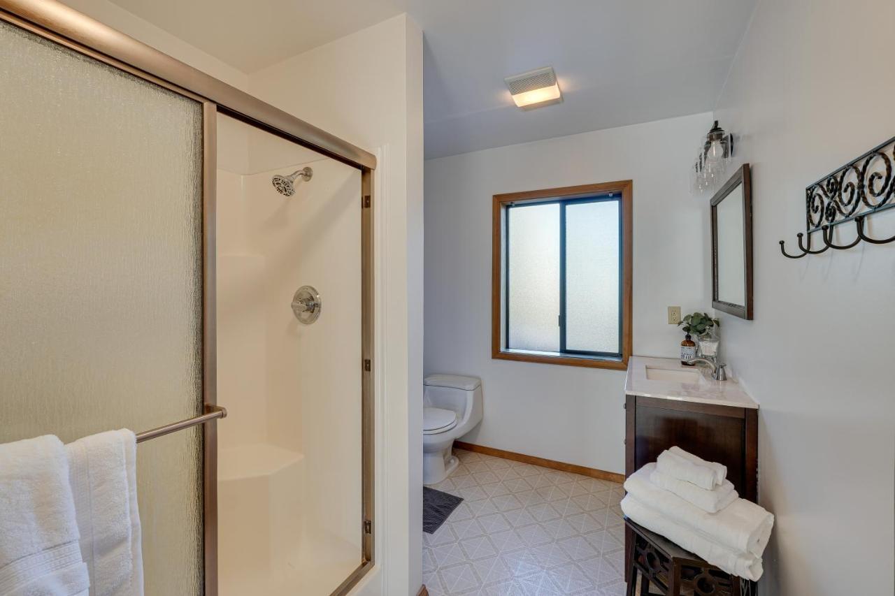 Cozy Central Point Bungalow On Working Winery! Extérieur photo