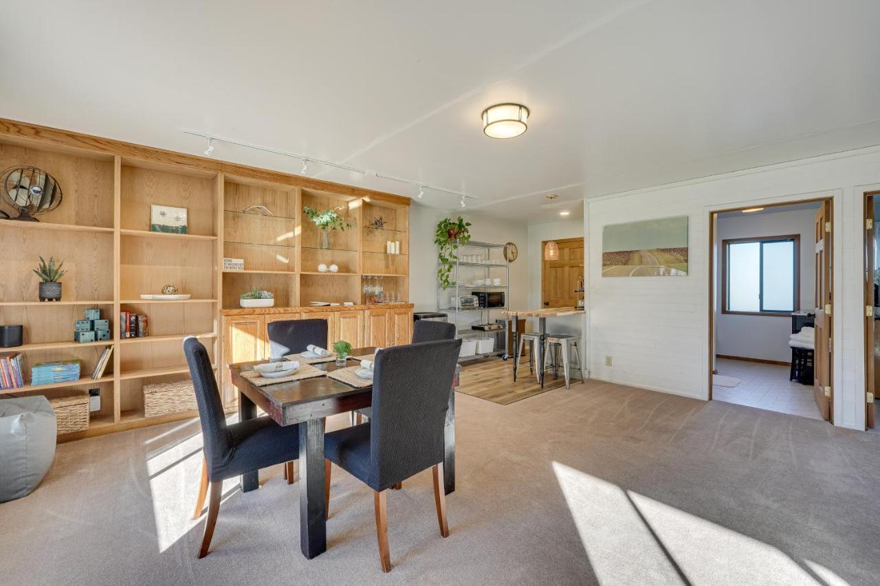 Cozy Central Point Bungalow On Working Winery! Extérieur photo